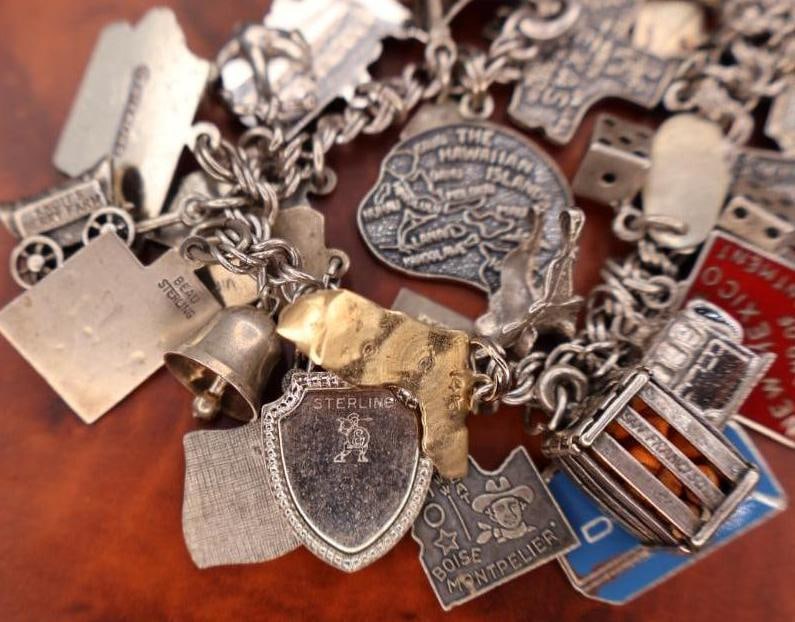 Vintage sterling silver charm bracelet with lots of Charms Including 14k Gold Florida Charm - 7