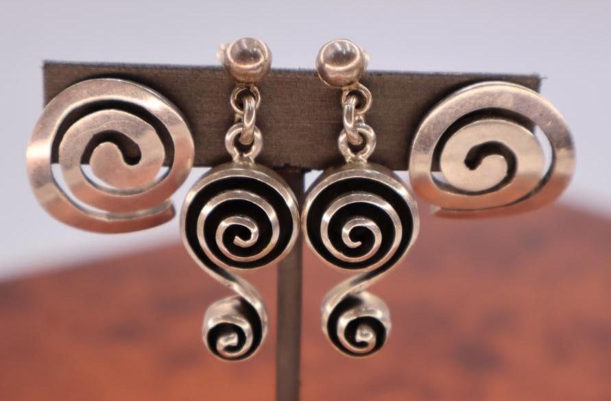 Two pairs of sterling earrings (1 of 7)