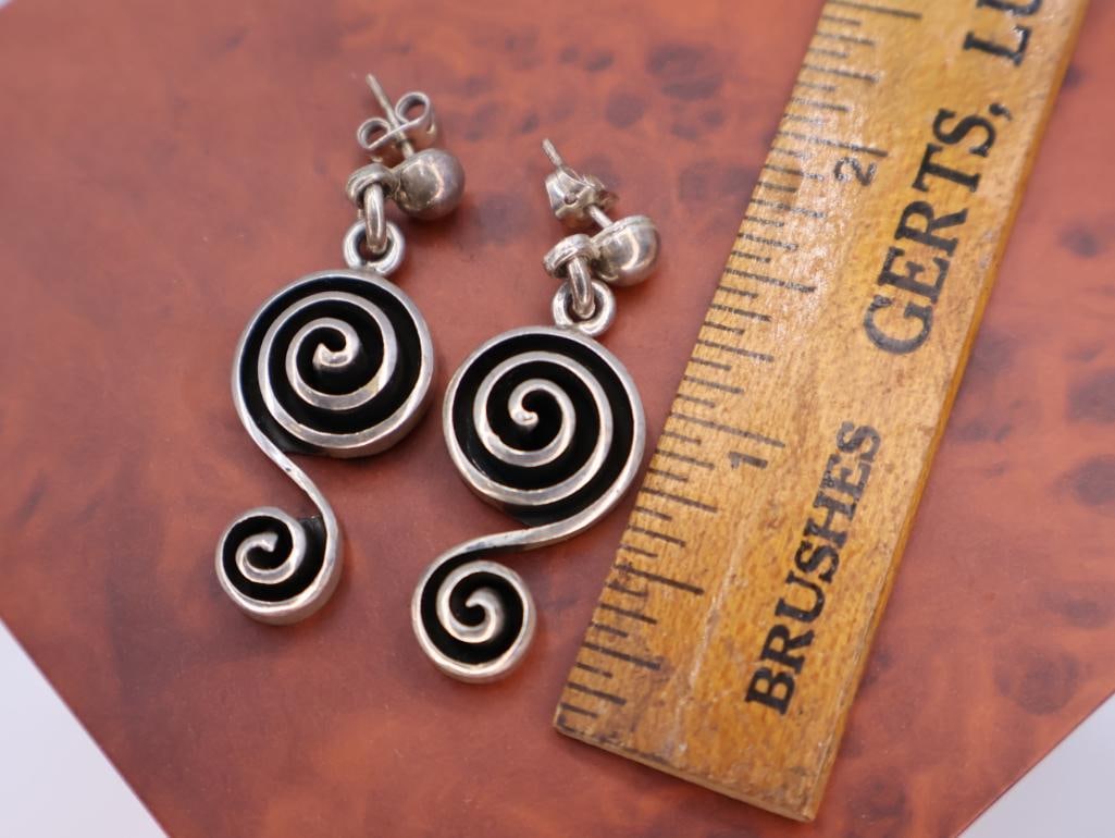 Two pairs of sterling earrings - 5