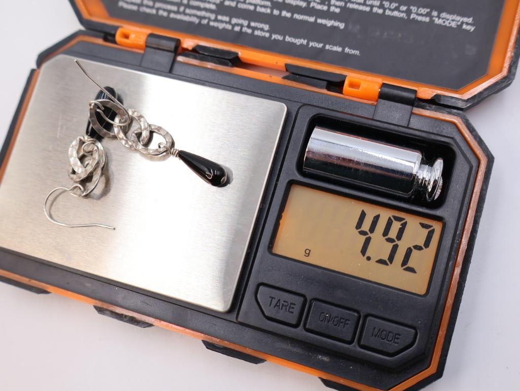 Three pairs of silver earrings - 9