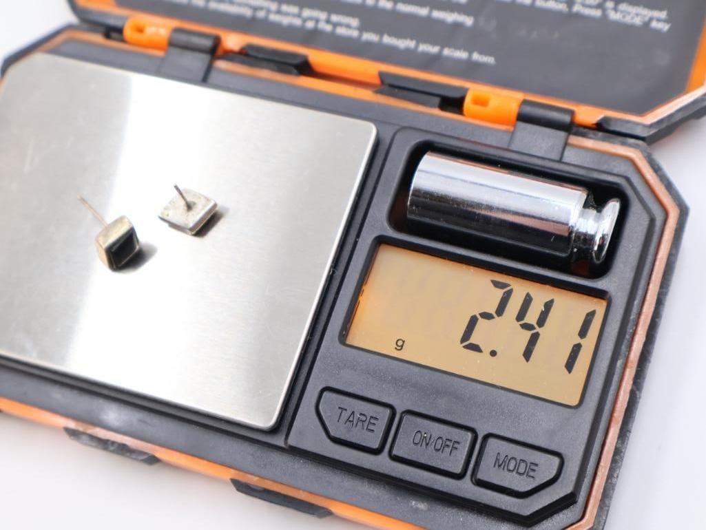 Sterling Silver Tiger Eye and Black Onyx Earrings - 10