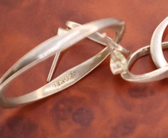 Two pairs of sterling earrings - 4