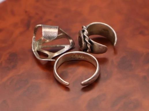 Three silver ear cuffs - 3