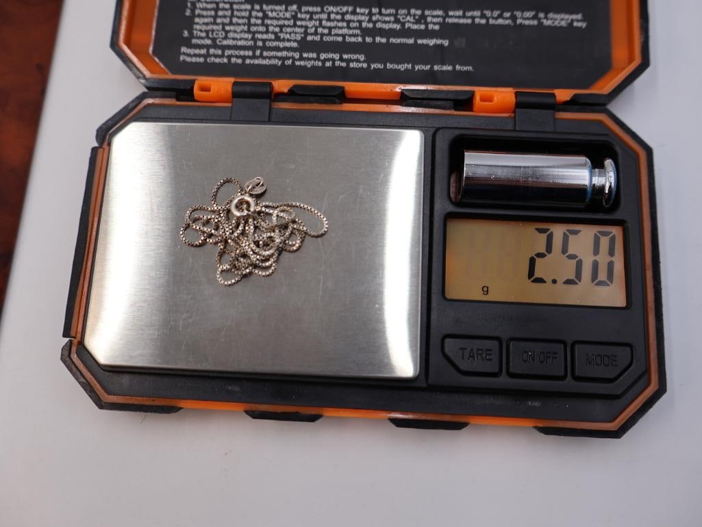 Collection of silver chains - 7