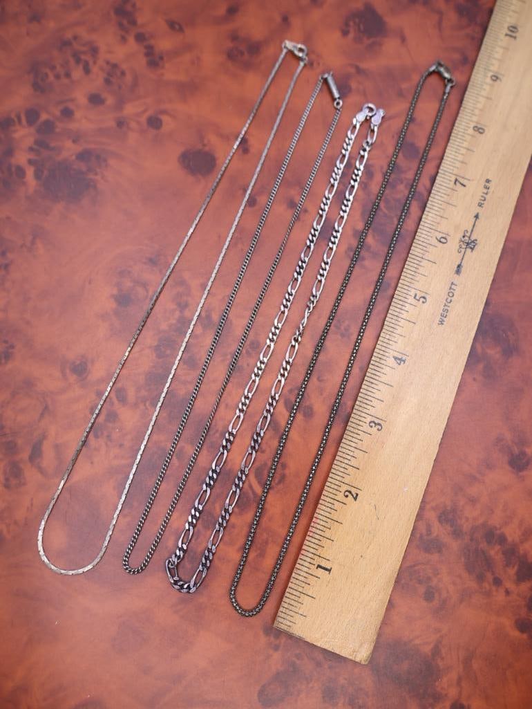 Four silver chains - 2
