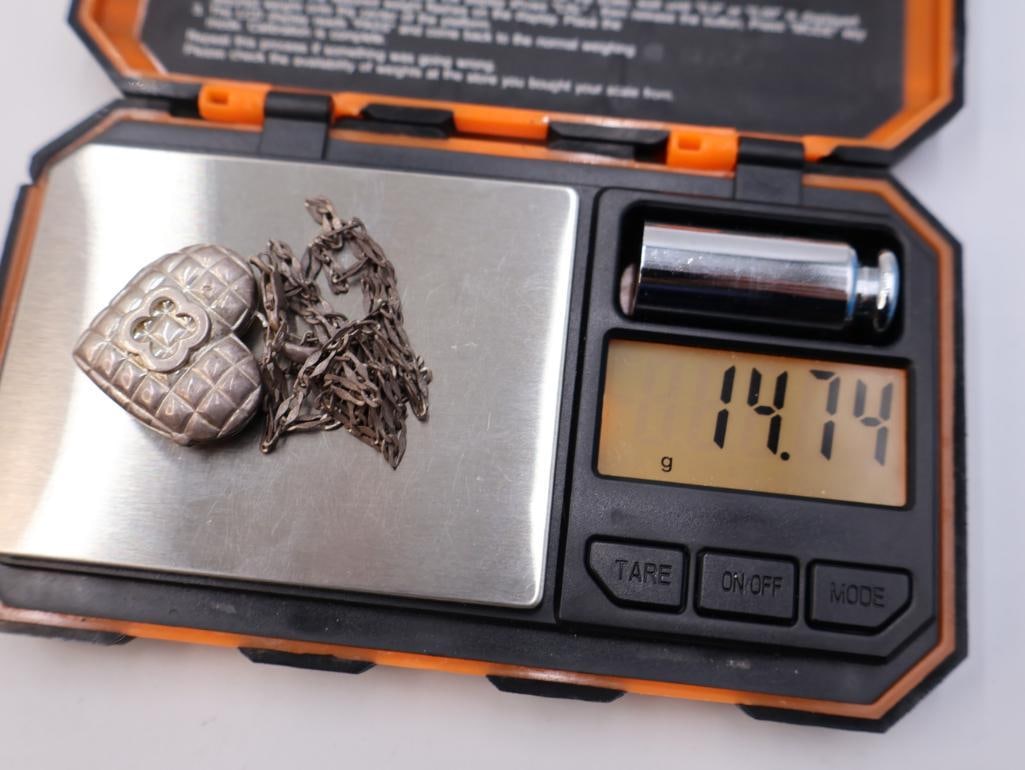 Two sterling necklaces - 7