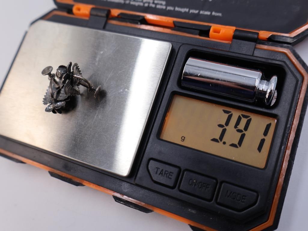 Three pairs of vintage sterling silver earrings - 4