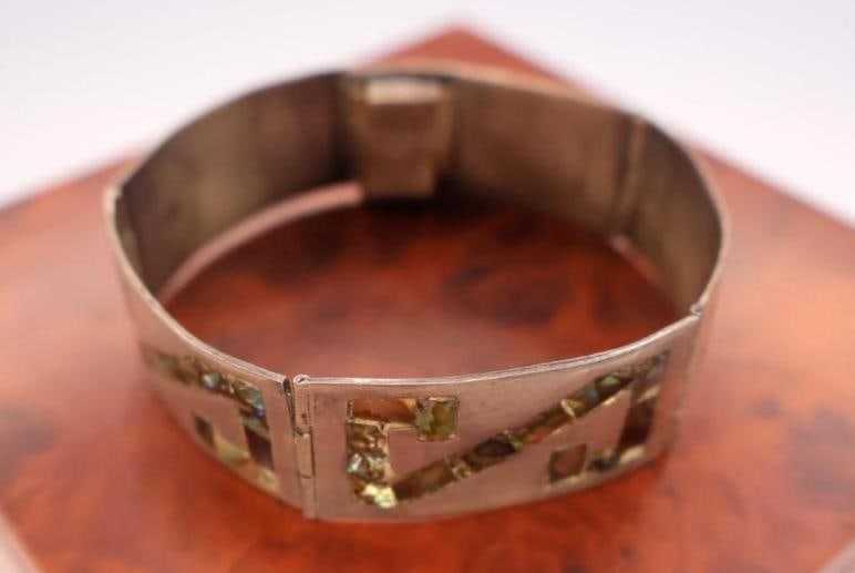 Vintage Mexican sterling silver abalone shell inlaid panel bracelet (1 of 8)