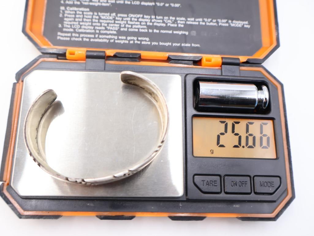 Vintage Native American Navajo sterling silver cuff bracelet - 5