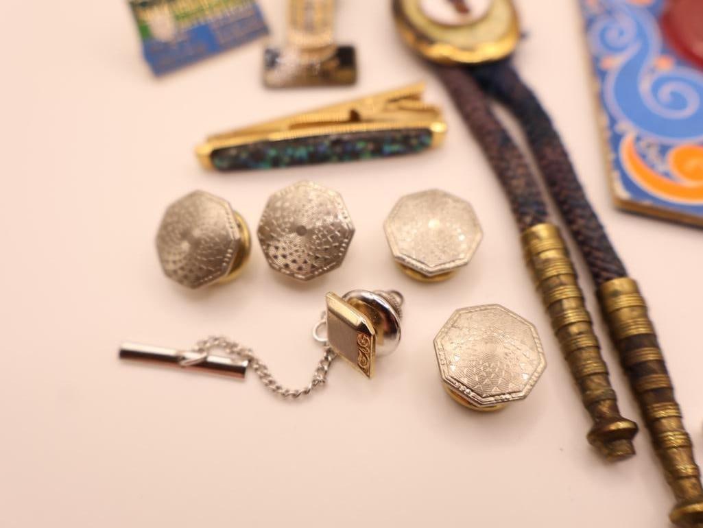Collection of Vintage Men's Accessories, including 14k Pin - 14