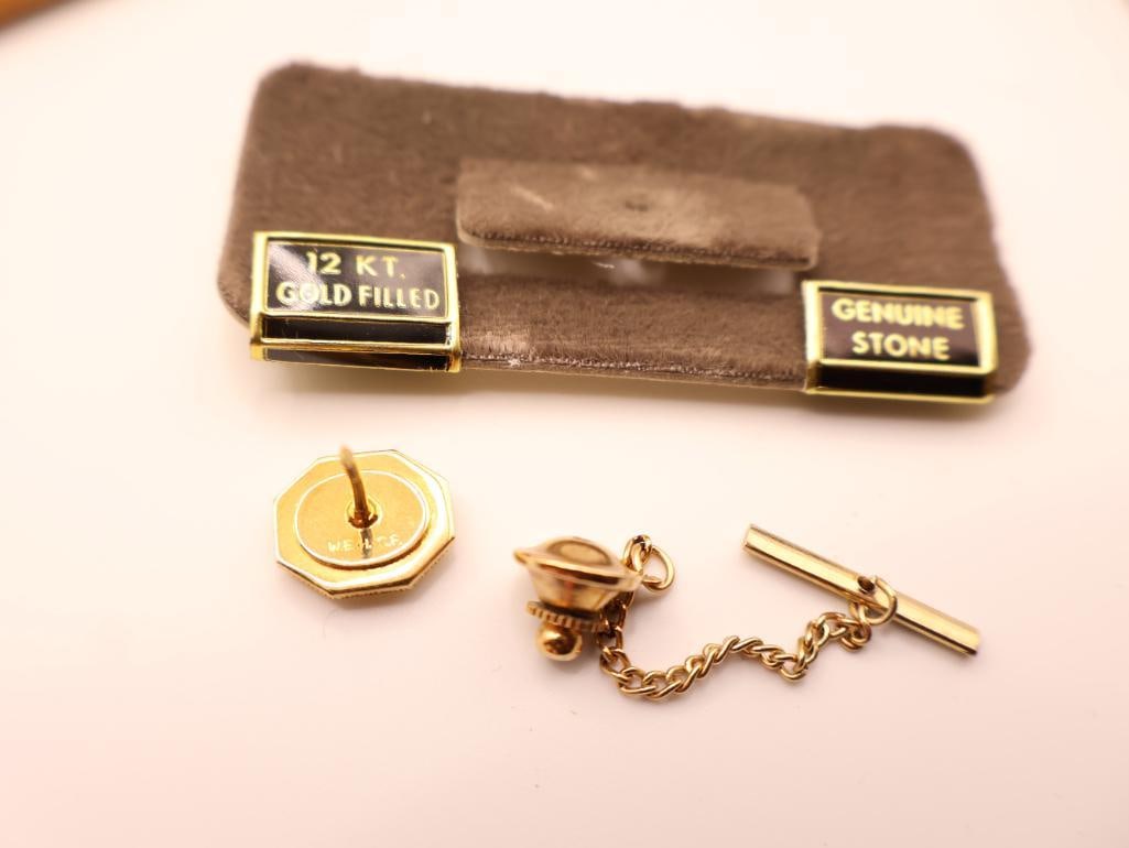 Collection of Vintage Men's Accessories, including 14k Pin - 20