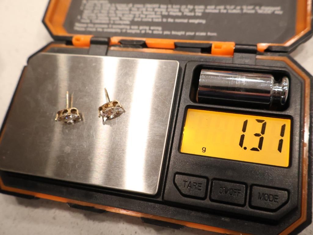 Pair of marquise-cut solitaire stud earrings set in gold - 6