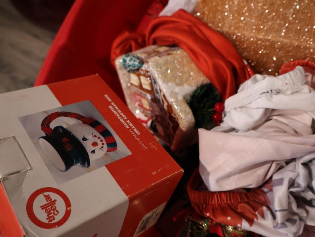 One large tote filled with Christmas Decorations - 6