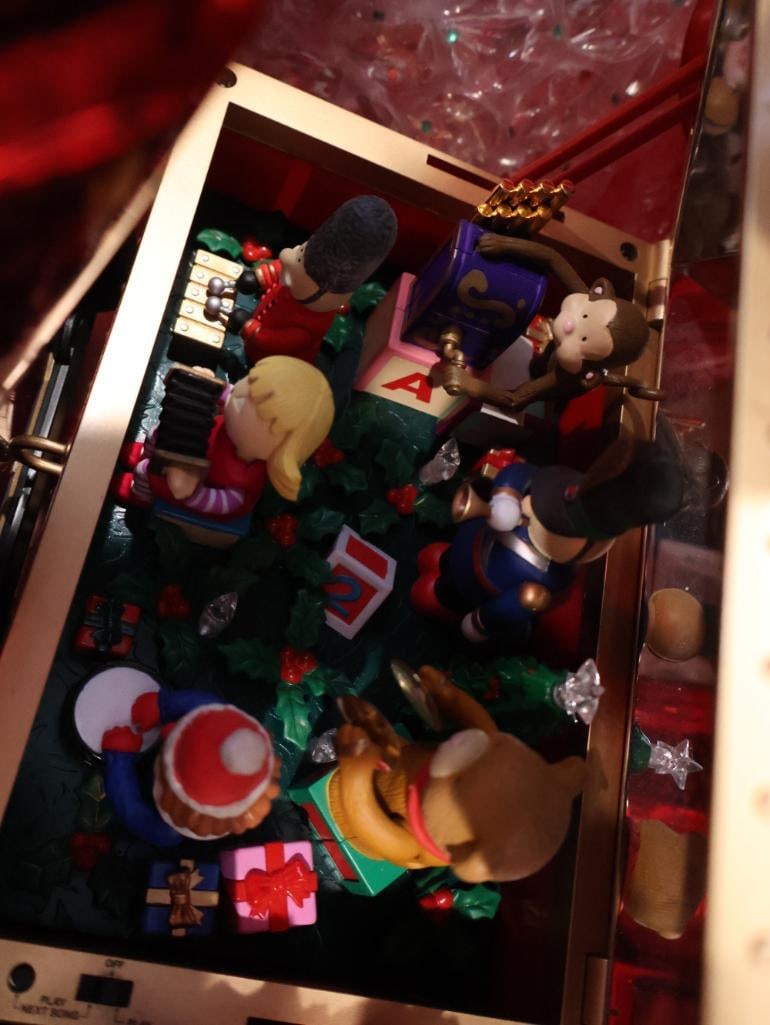 One large tote filled with Christmas Decorations - 9