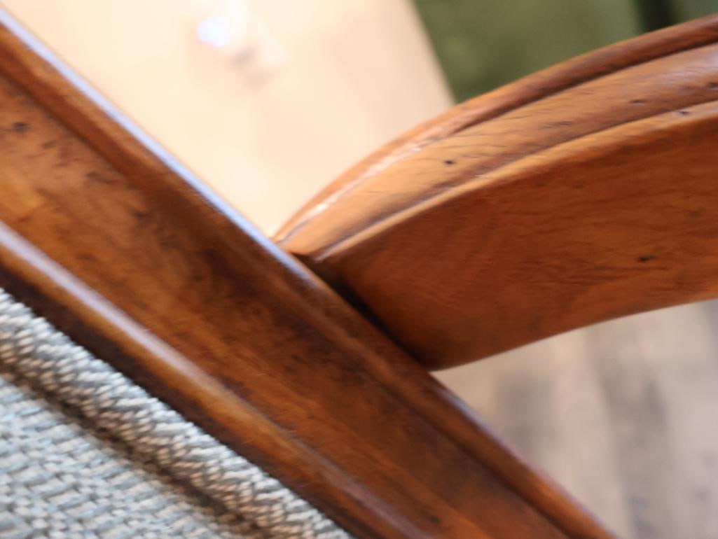 Traditional European-Style Dining Set - 12