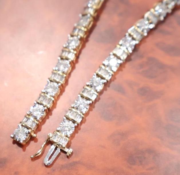 10k Gold 5 Cttw Diamond 7.5" Tennis Bracelet - 4