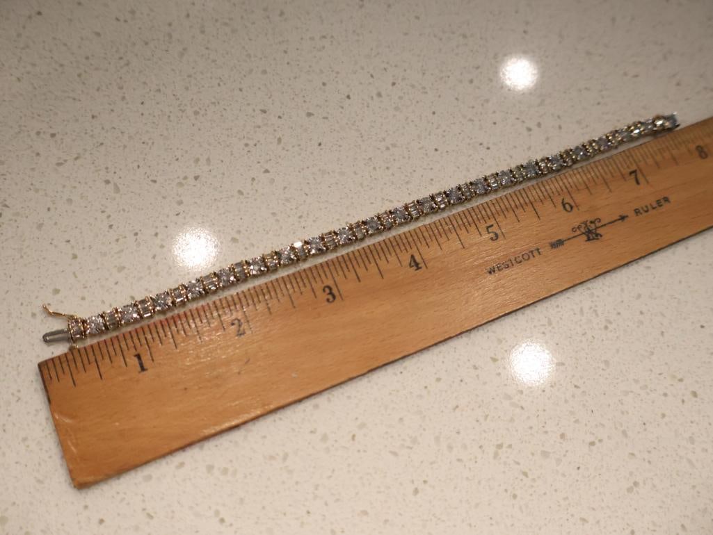 10k Gold 5 Cttw Diamond 7.5" Tennis Bracelet - 7