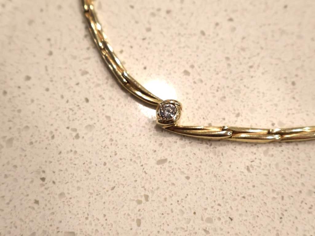 Assorted vintage jewelry - 14