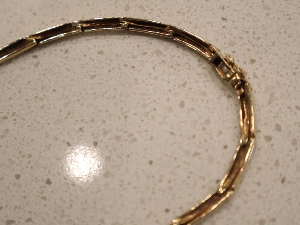 Assorted vintage jewelry - 15