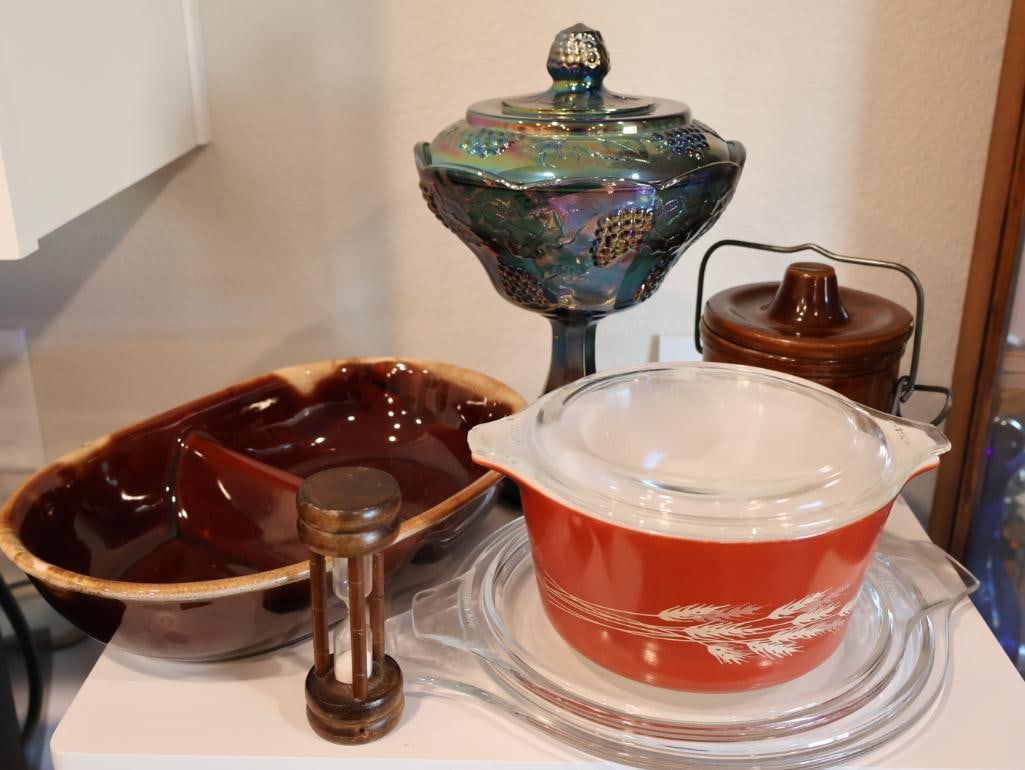 Collection of Iconic mid-century kitchenware (1 of 12)