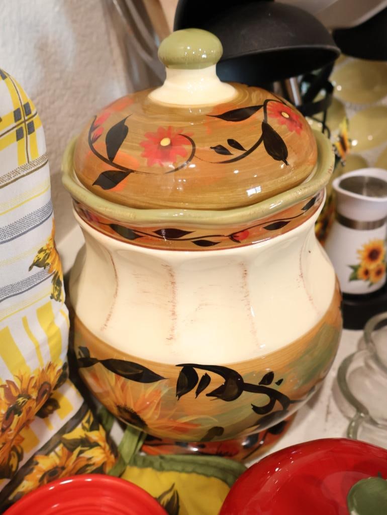 Collection of vintage and contemporary cottagecore kitchenware - 14