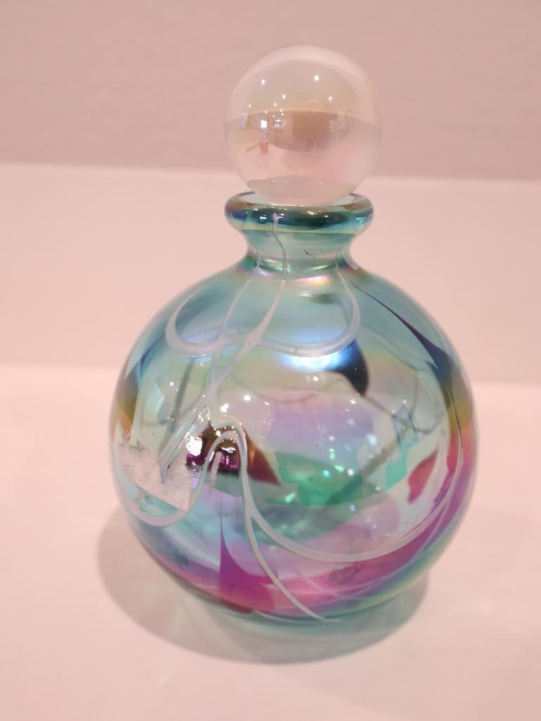 Two vibrant hand-blown studio art glass perfume bottles - 6