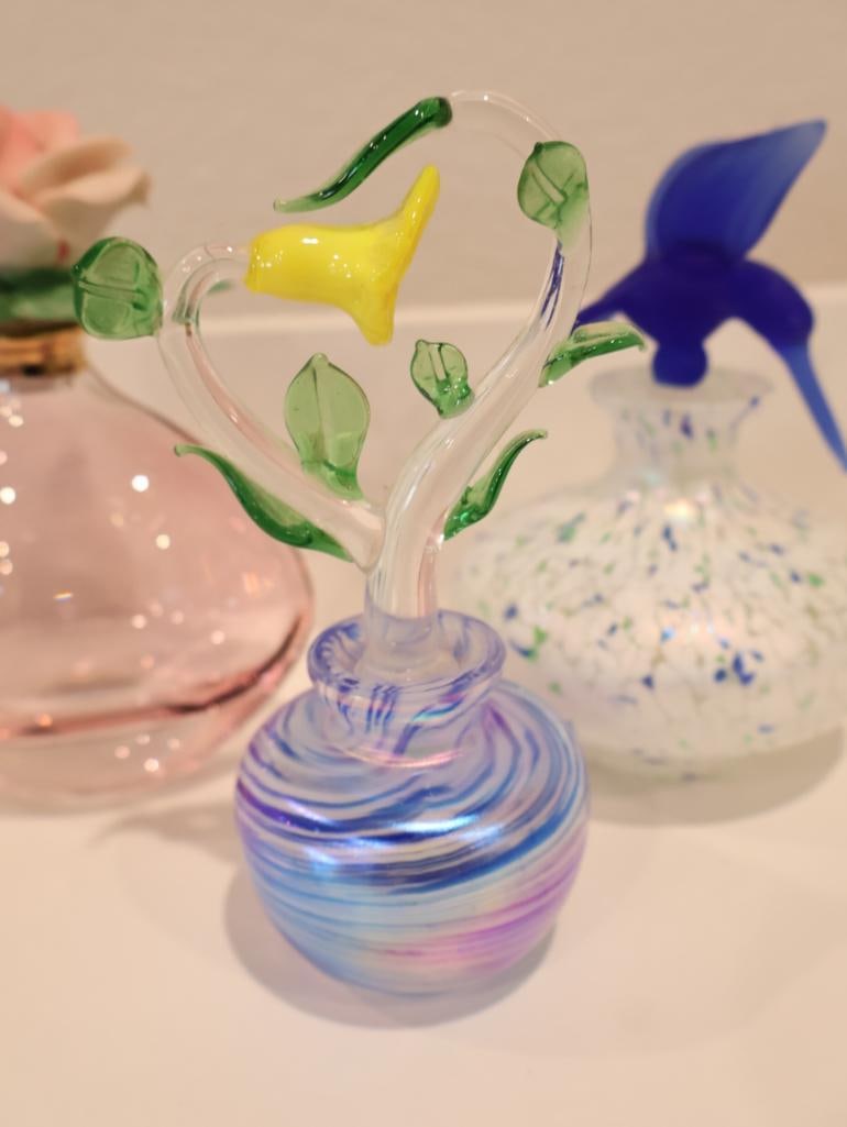 Five decorative art glass perfume bottles - 7