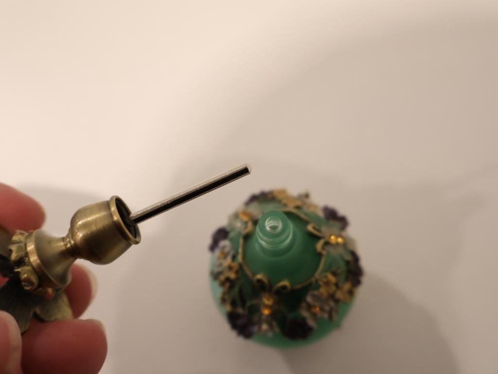 Six Lovely Decorative refillable perfume bottles - 18