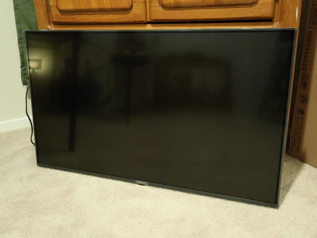 LG 43" 4K UHD Smart TV - 2