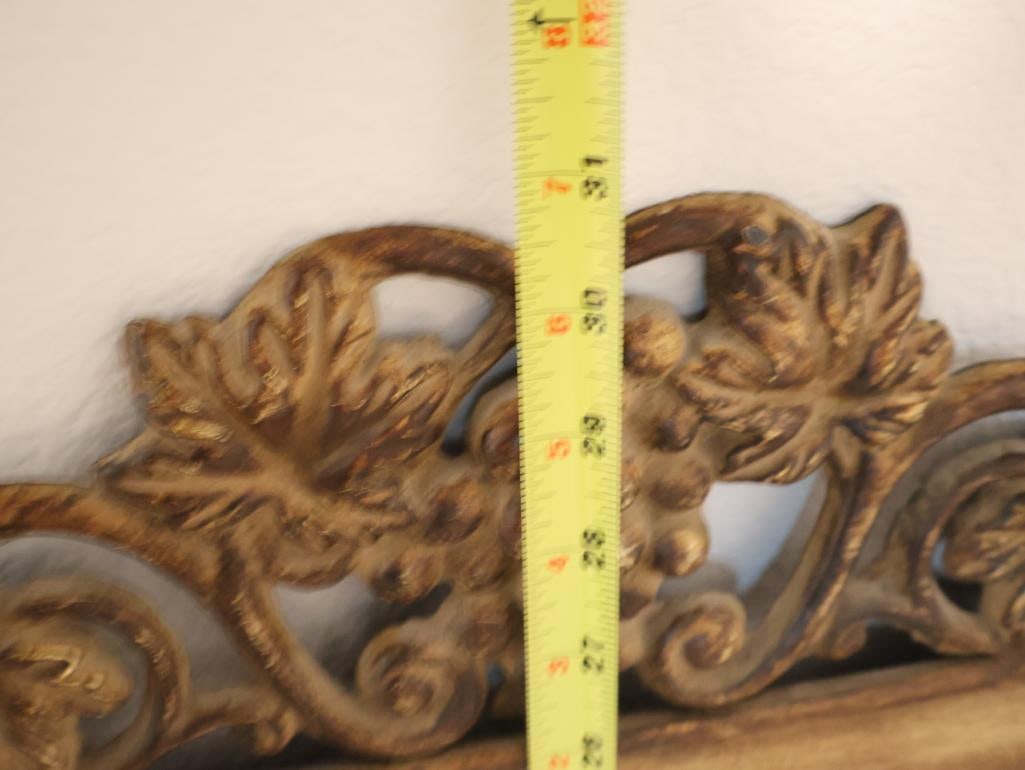 Mediterranean-style metal wall mural and a matching pair of decorative wrought iron pedestals - 4