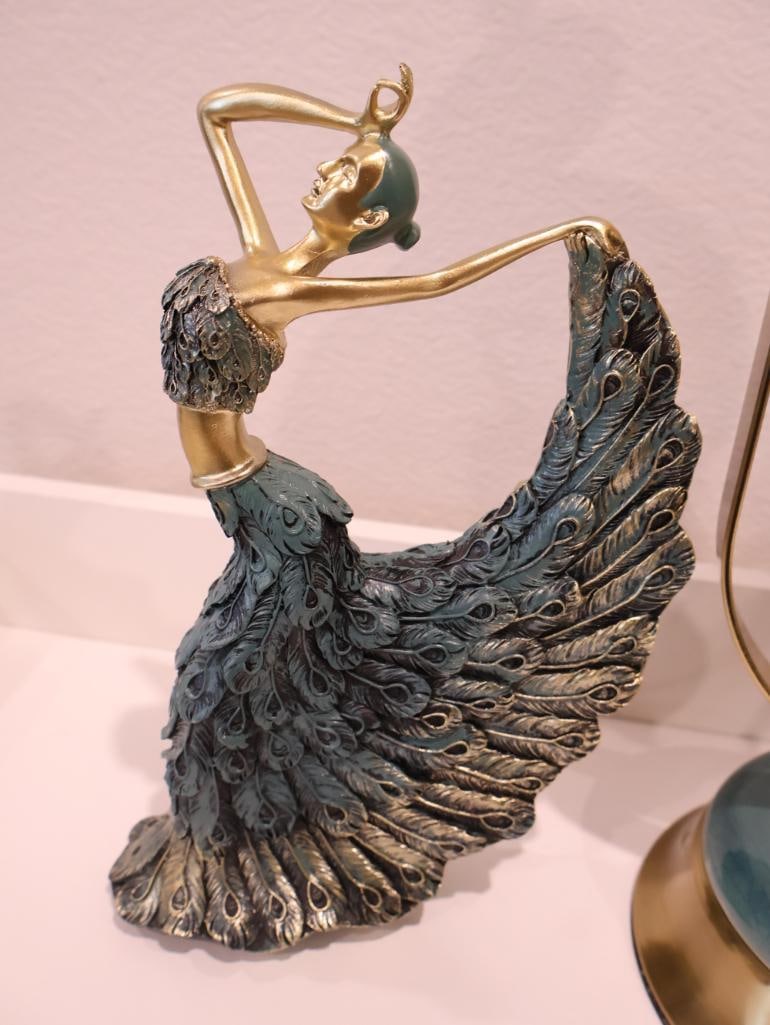 Elegant three-piece decorative set - 3