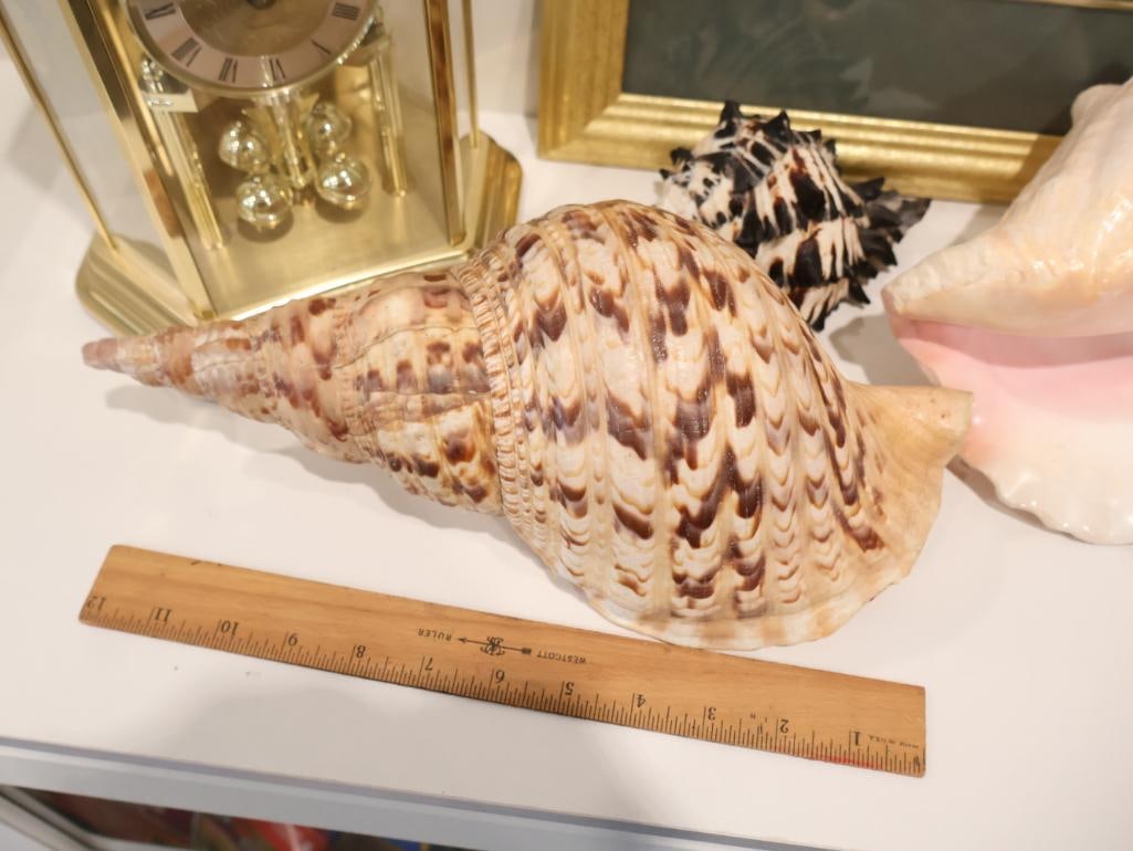 Classic collection of vintage-style home decor - 4