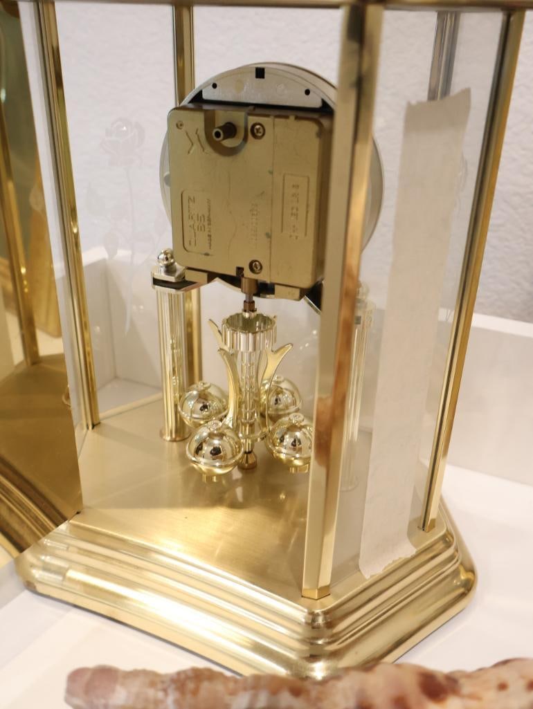 Classic collection of vintage-style home decor - 5