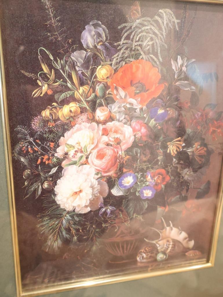 Classic collection of vintage-style home decor - 9