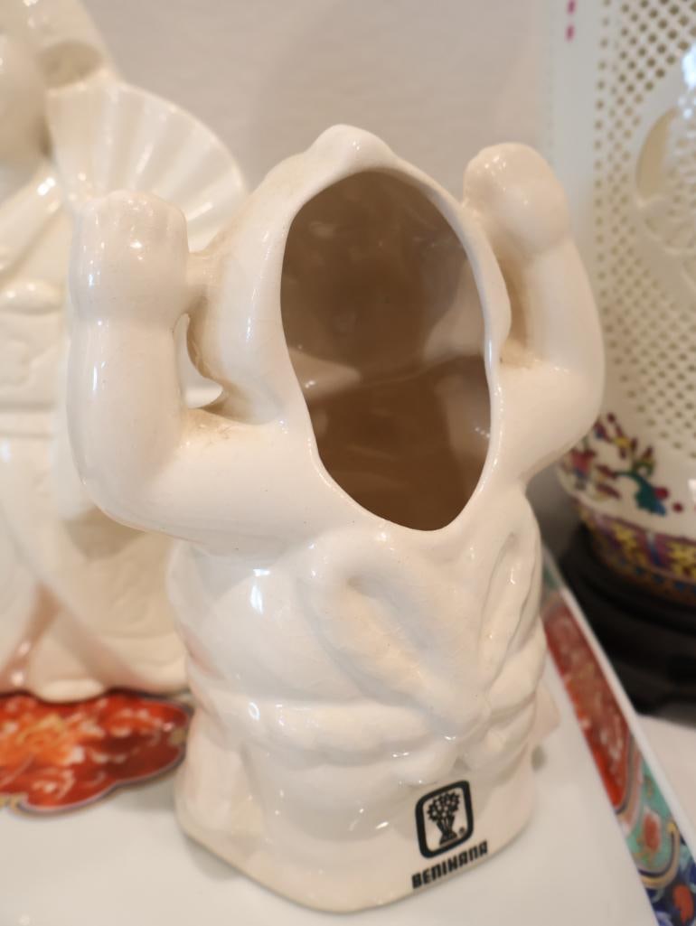 Asian Style Decor and Benihana Collectables - 6