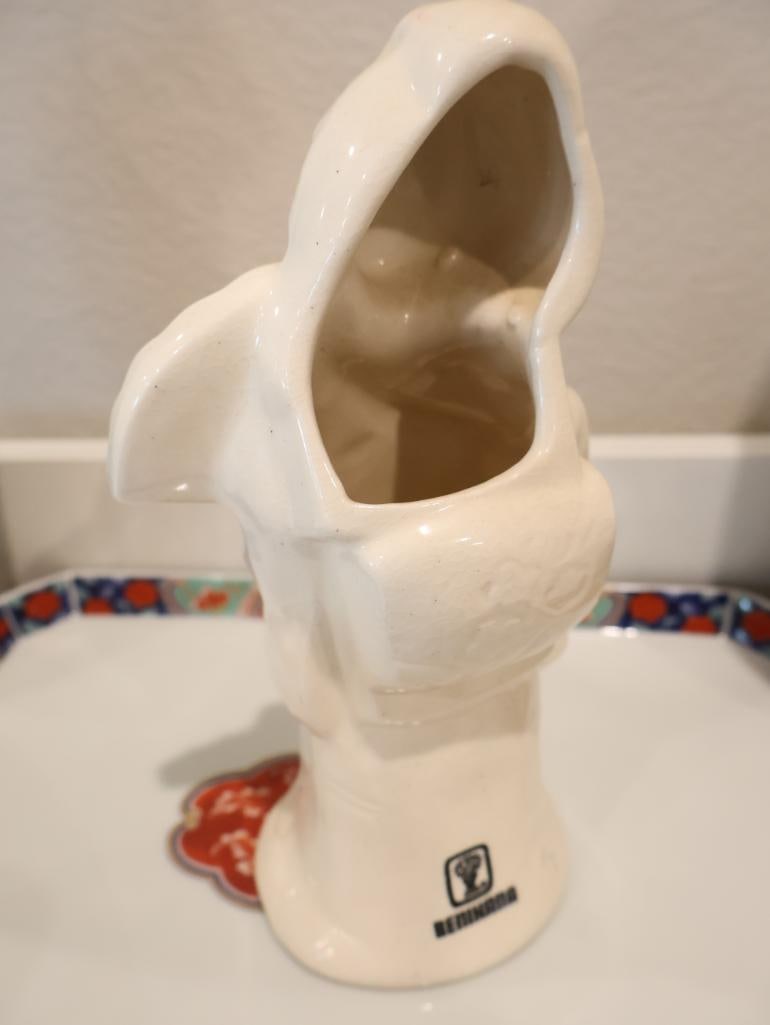 Asian Style Decor and Benihana Collectables - 7