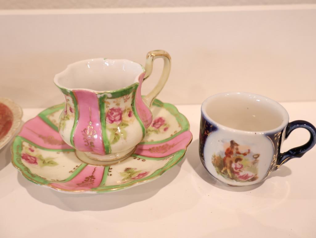 Collection of vintage teacups - 12