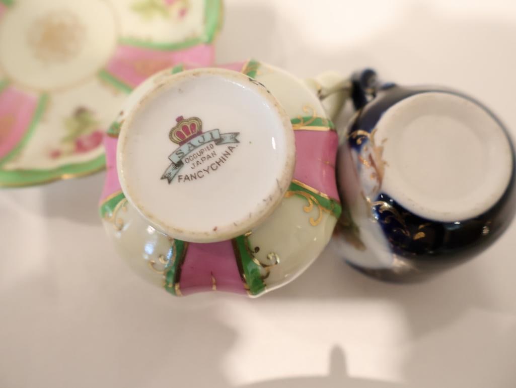 Collection of vintage teacups - 13