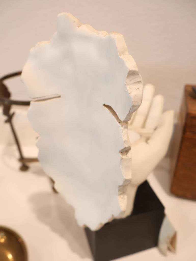 Eclectic mix of vintage and contemporary decorative items - 9