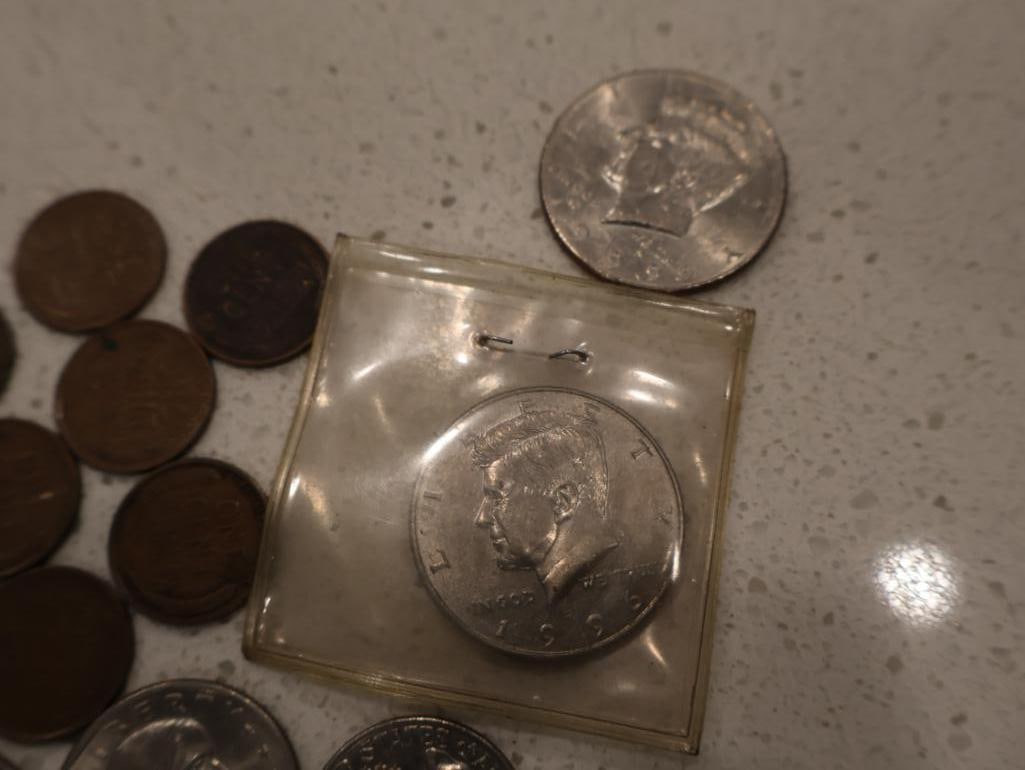 Diverse collection of mid-to-late 20th-century and modern American coinage - 7