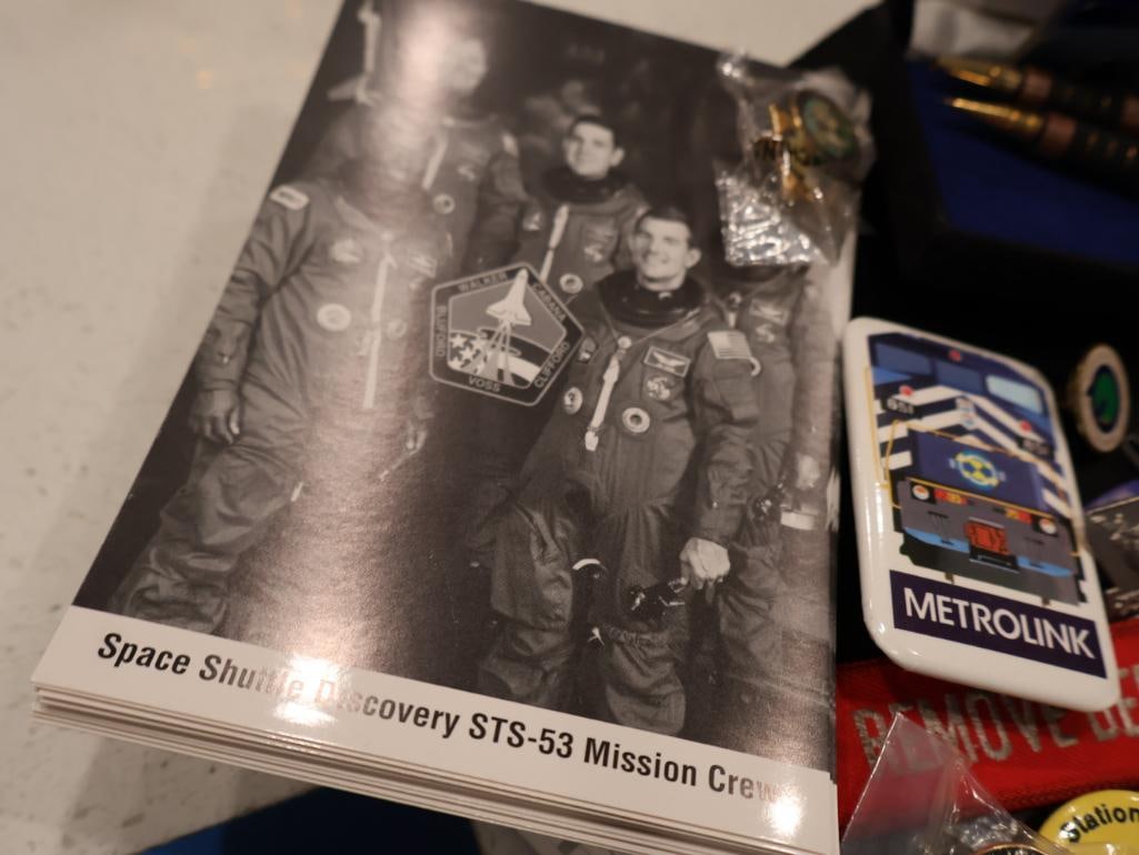 Extensive collection of aerospace and space exploration memorabilia - 19