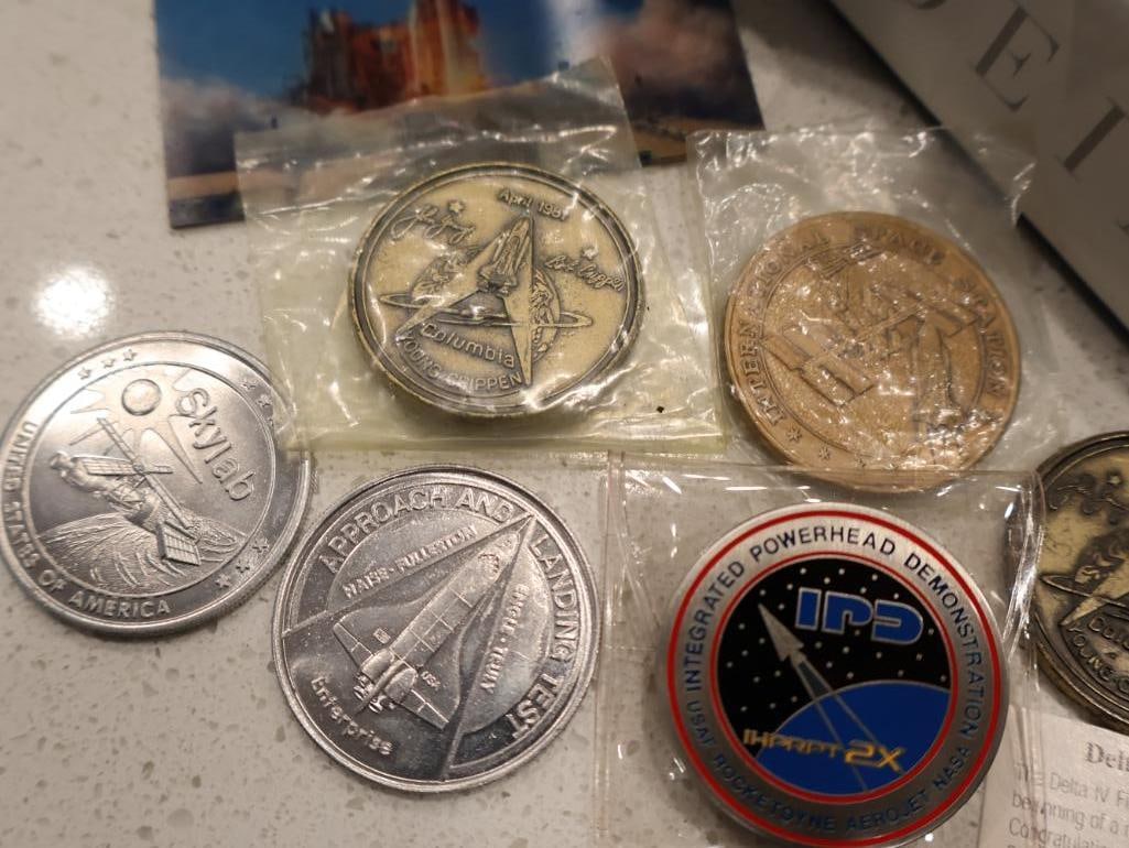 Extensive collection of aerospace and space exploration memorabilia - 7