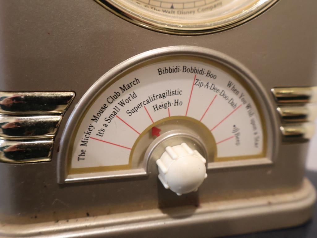 Extensive collection of vintage Mickey and Minnie Mouse collectibles - 13