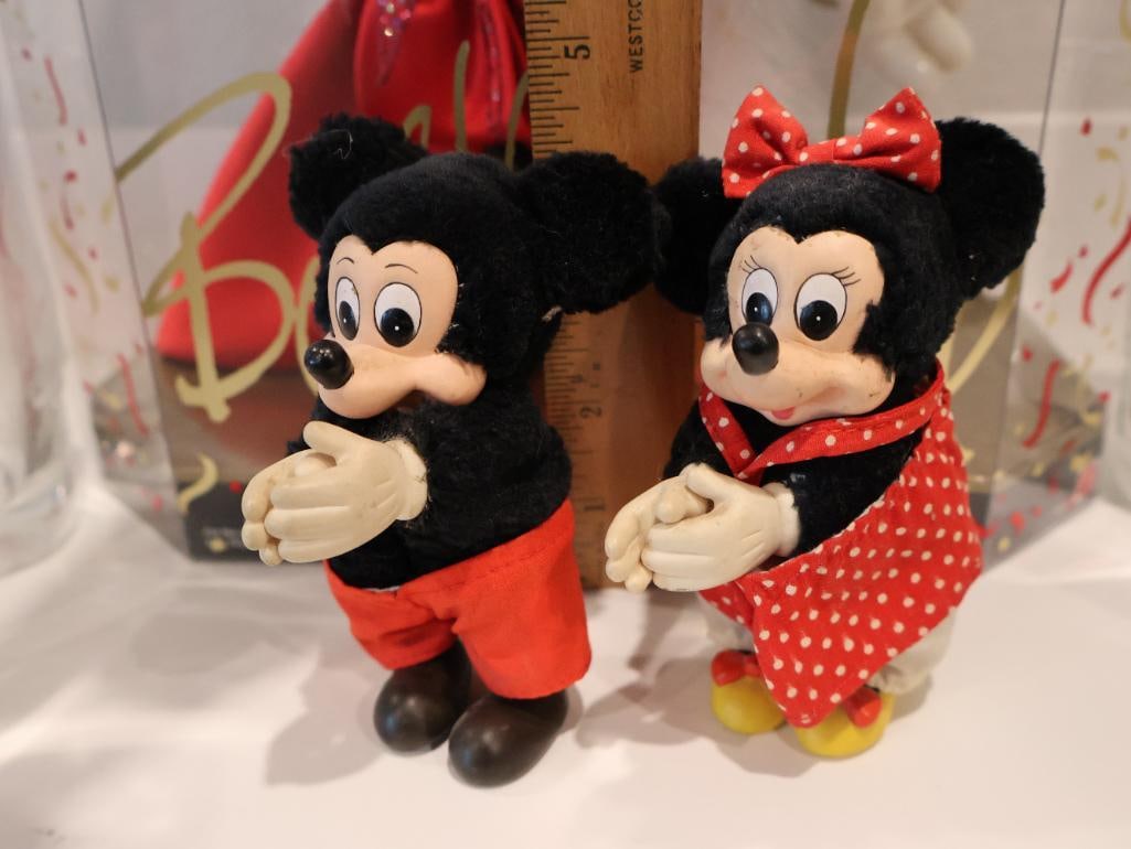 Extensive collection of vintage Mickey and Minnie Mouse collectibles - 5