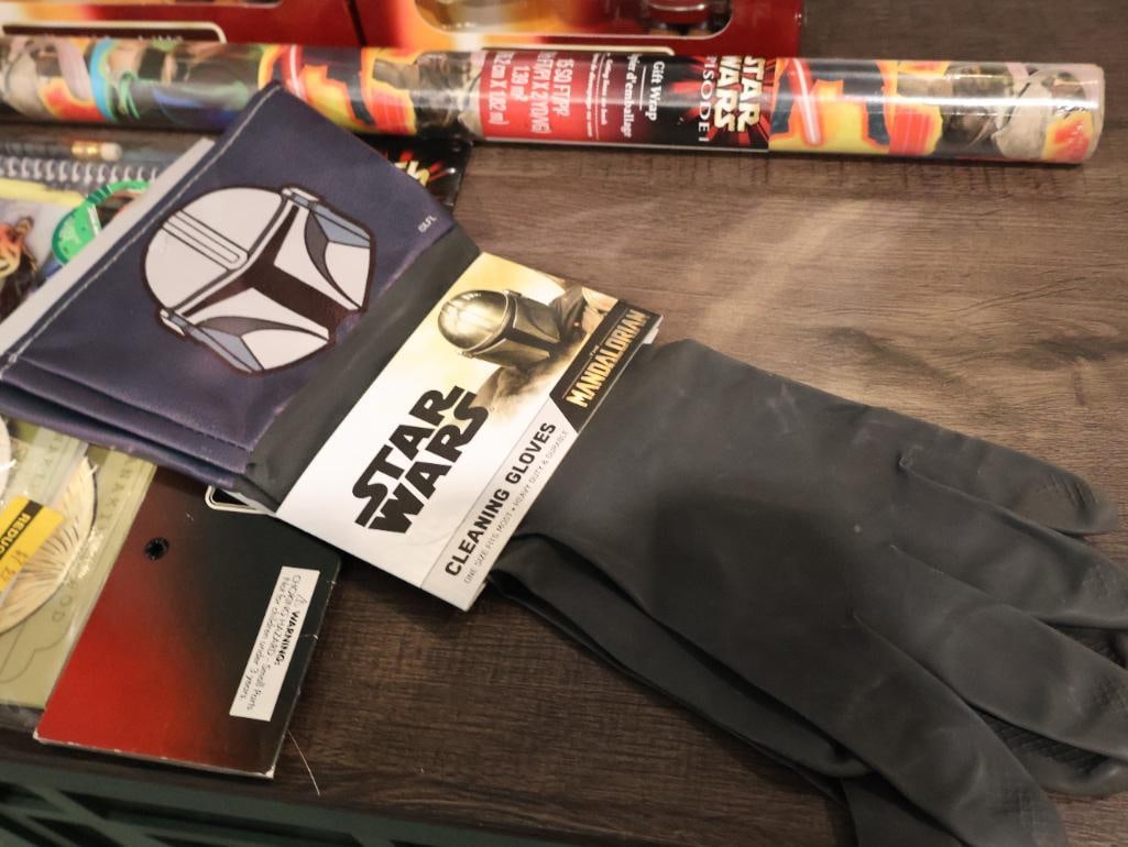 Collection of Star Wars: Episode I The Phantom Menace memorabilia - 3