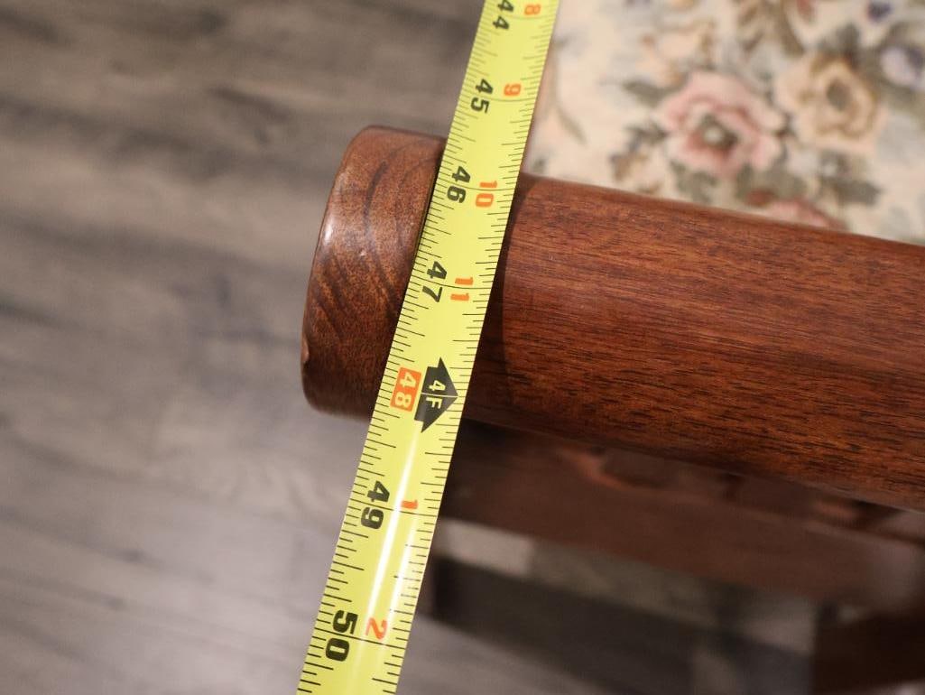 Entryway storage bench - 5