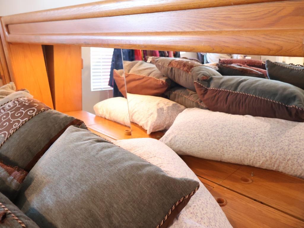 Solid oak Pier Wall Bedroom King Set - 14