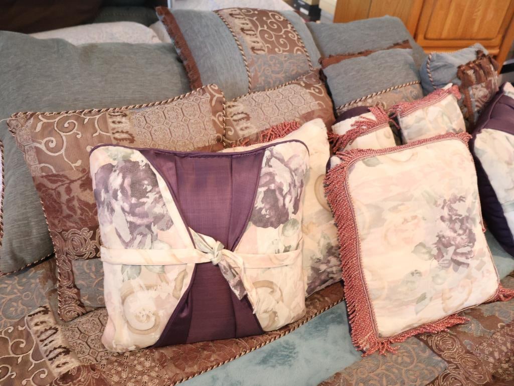 Solid oak Pier Wall Bedroom King Set - 17