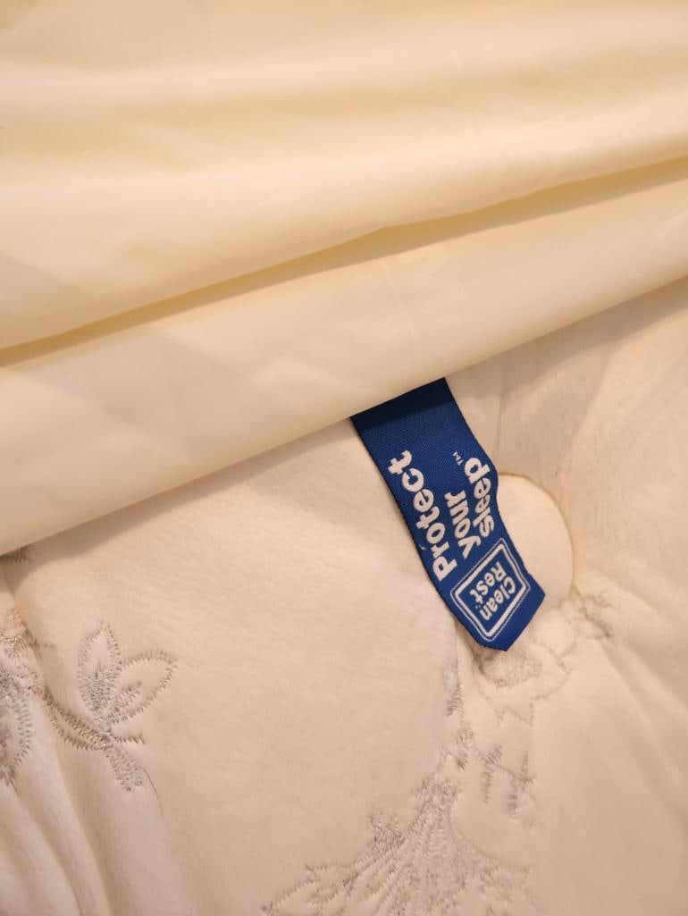 Solid oak Pier Wall Bedroom King Set - 19