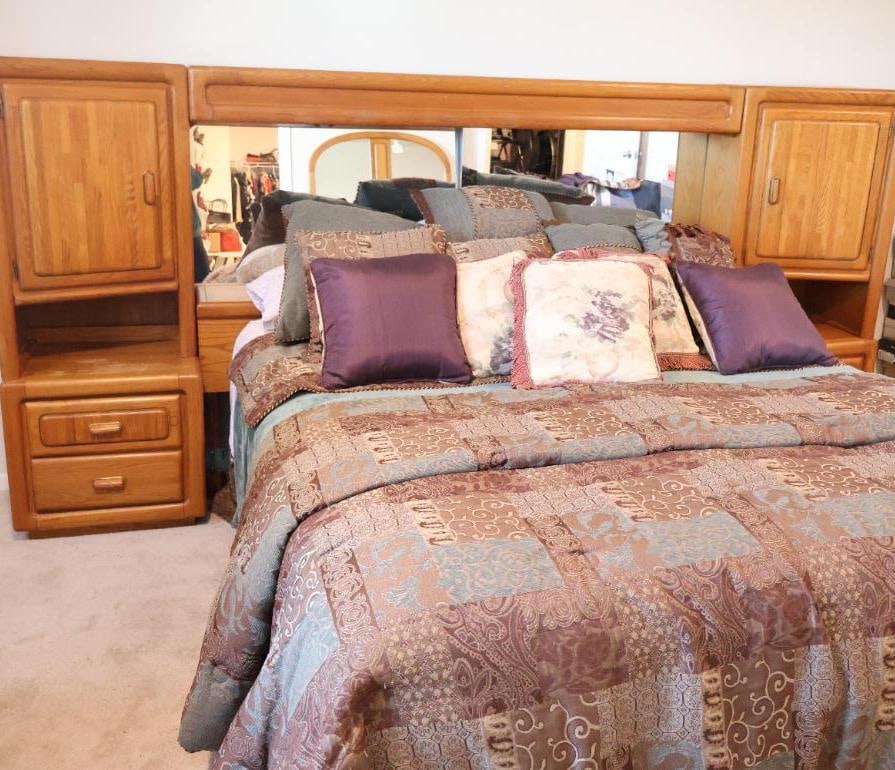 Solid oak Pier Wall Bedroom King Set (1 of 20)